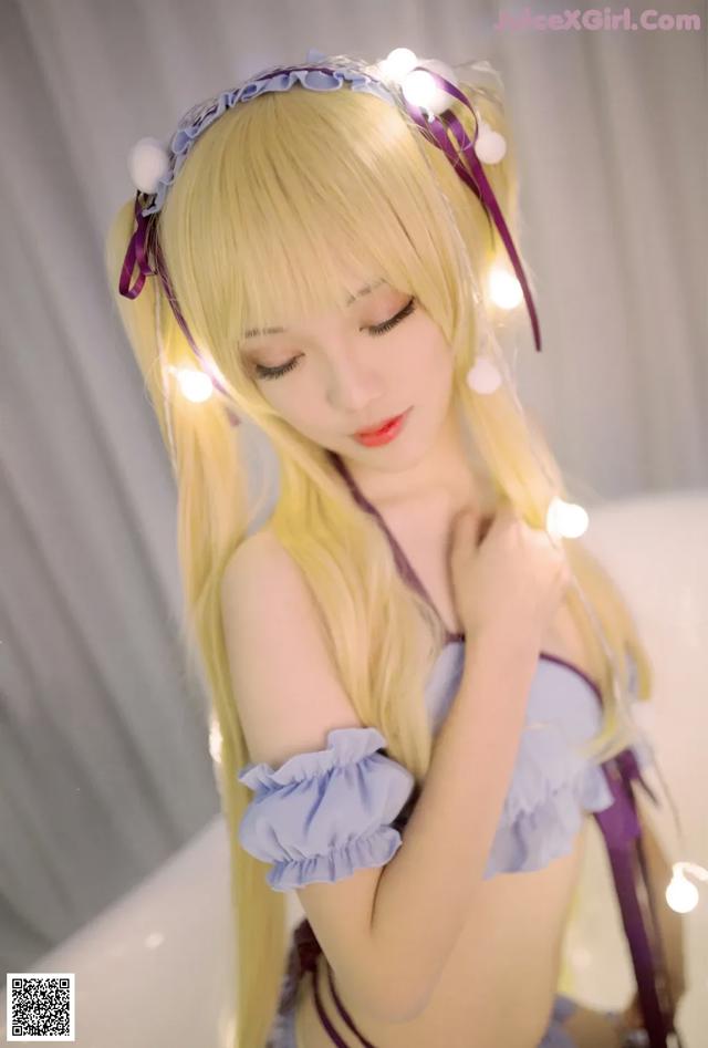 Cosplay@兔玩映画: Vol.012 小性感 (37 photos)